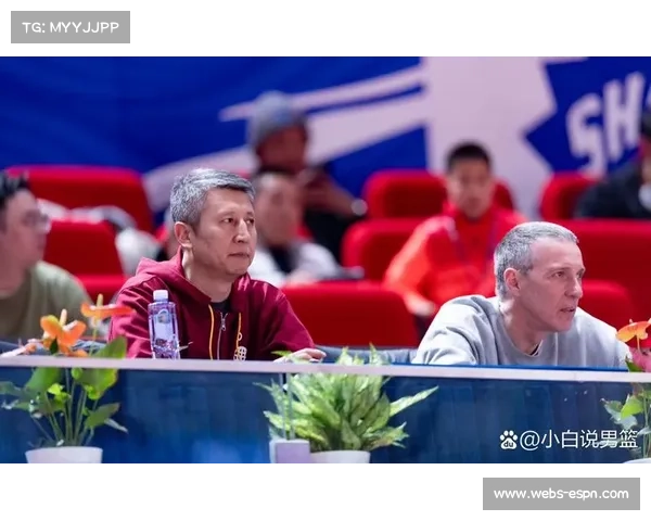 郭士强备战手册揭秘：球员人手一份韩国队战术分析报告